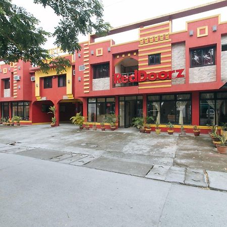 Reddoorz @ Golden Victory Hotel Mabalacat Pampanga 외부 사진