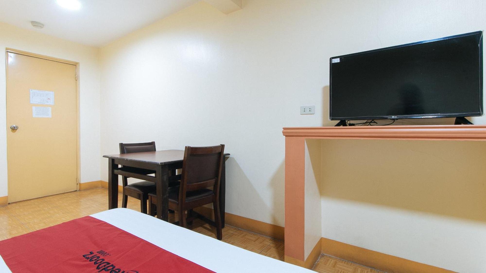 Reddoorz @ Golden Victory Hotel Mabalacat Pampanga 외부 사진