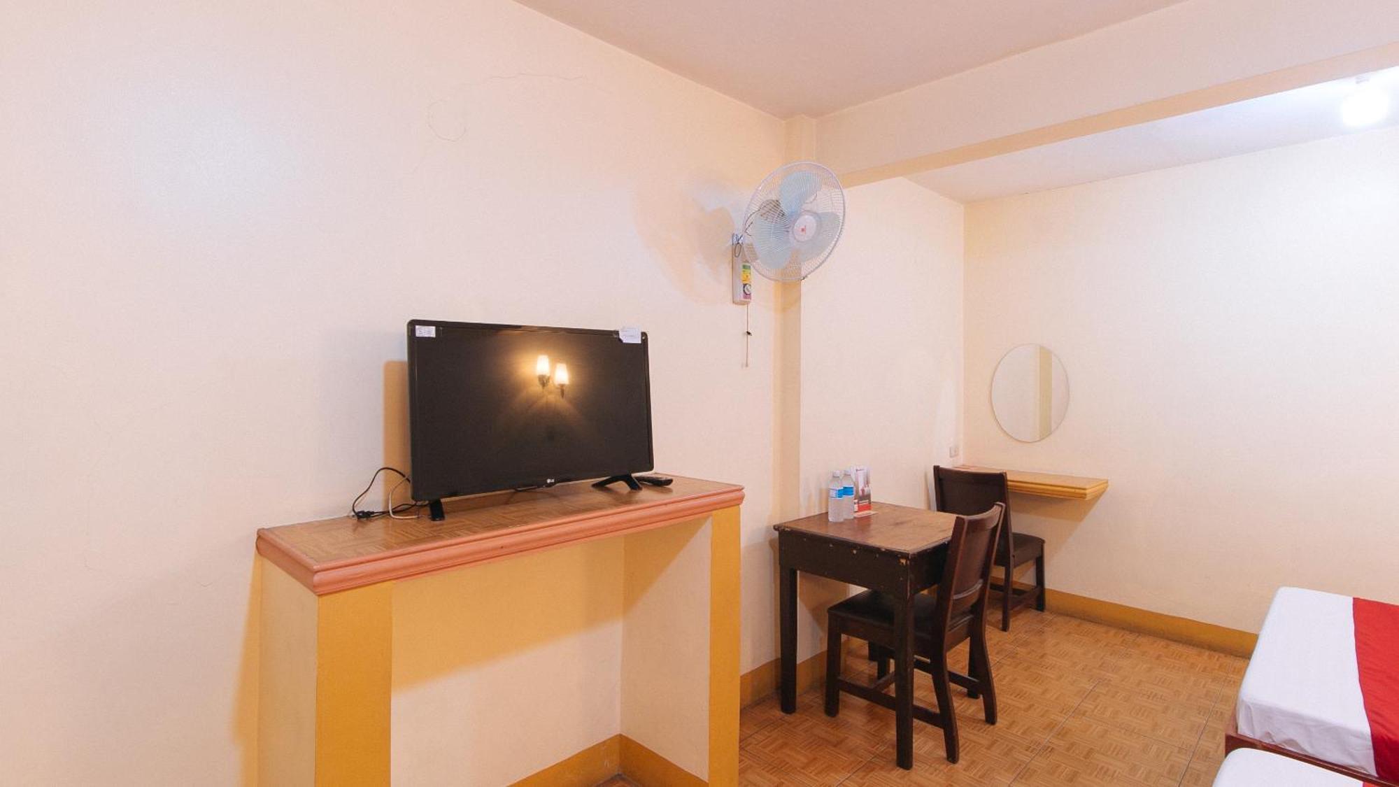 Reddoorz @ Golden Victory Hotel Mabalacat Pampanga 외부 사진