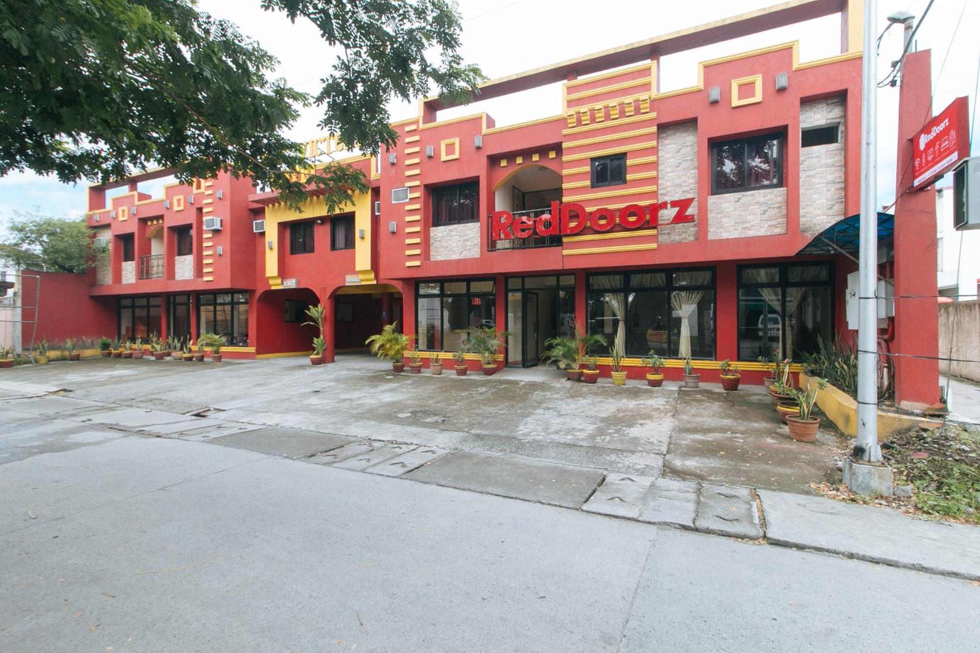 Reddoorz @ Golden Victory Hotel Mabalacat Pampanga 외부 사진